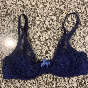 Blue Demi-buste 34B